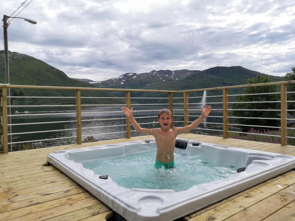 Appartement Waterfront Senja à Torsken Extérieur photo