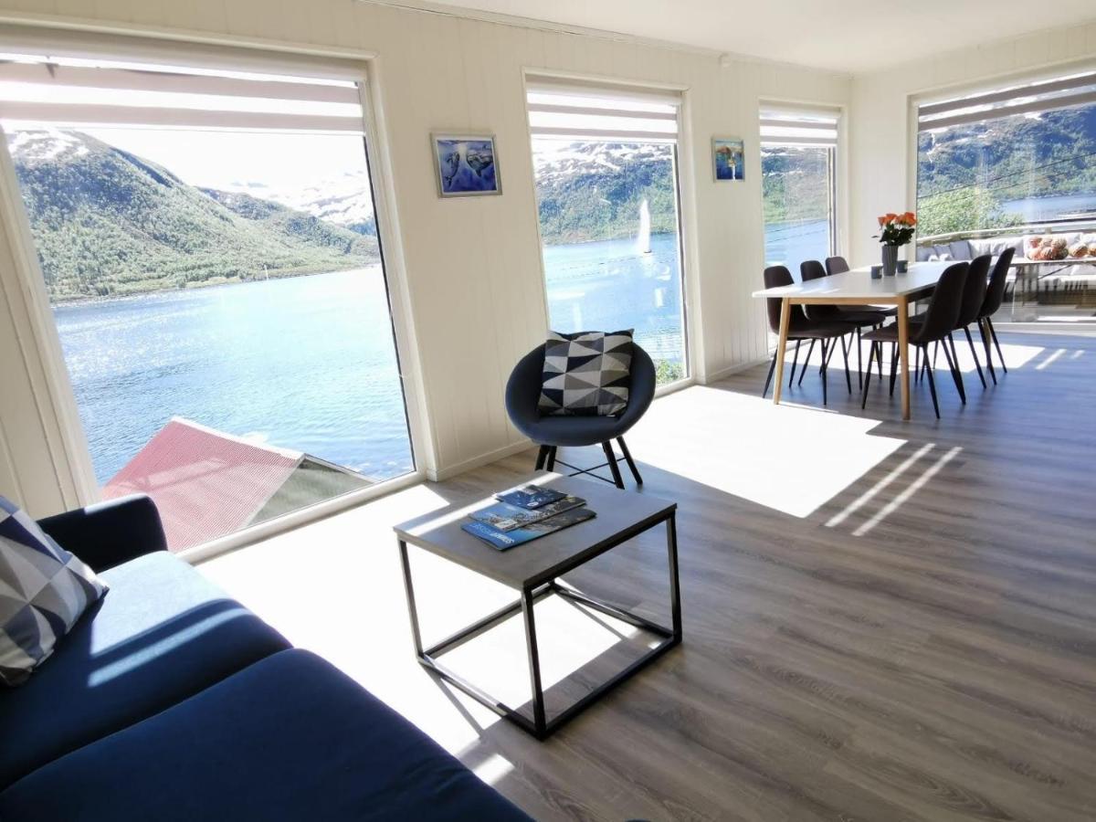 Appartement Waterfront Senja à Torsken Extérieur photo